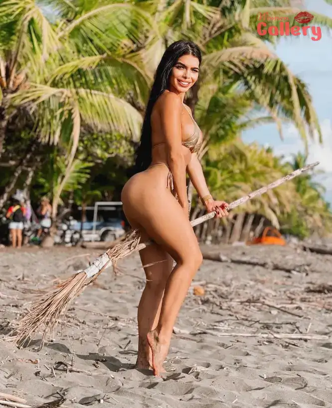 lovely Puerto Rican women